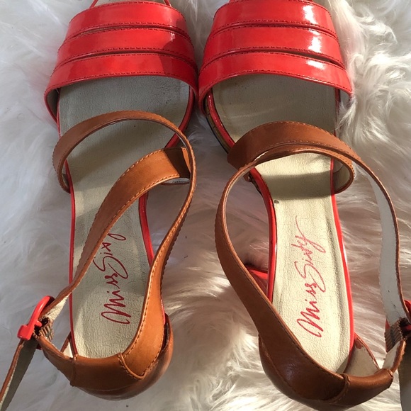 Fairly used Women peep toes 👠 shoes - Picture 2 of 8